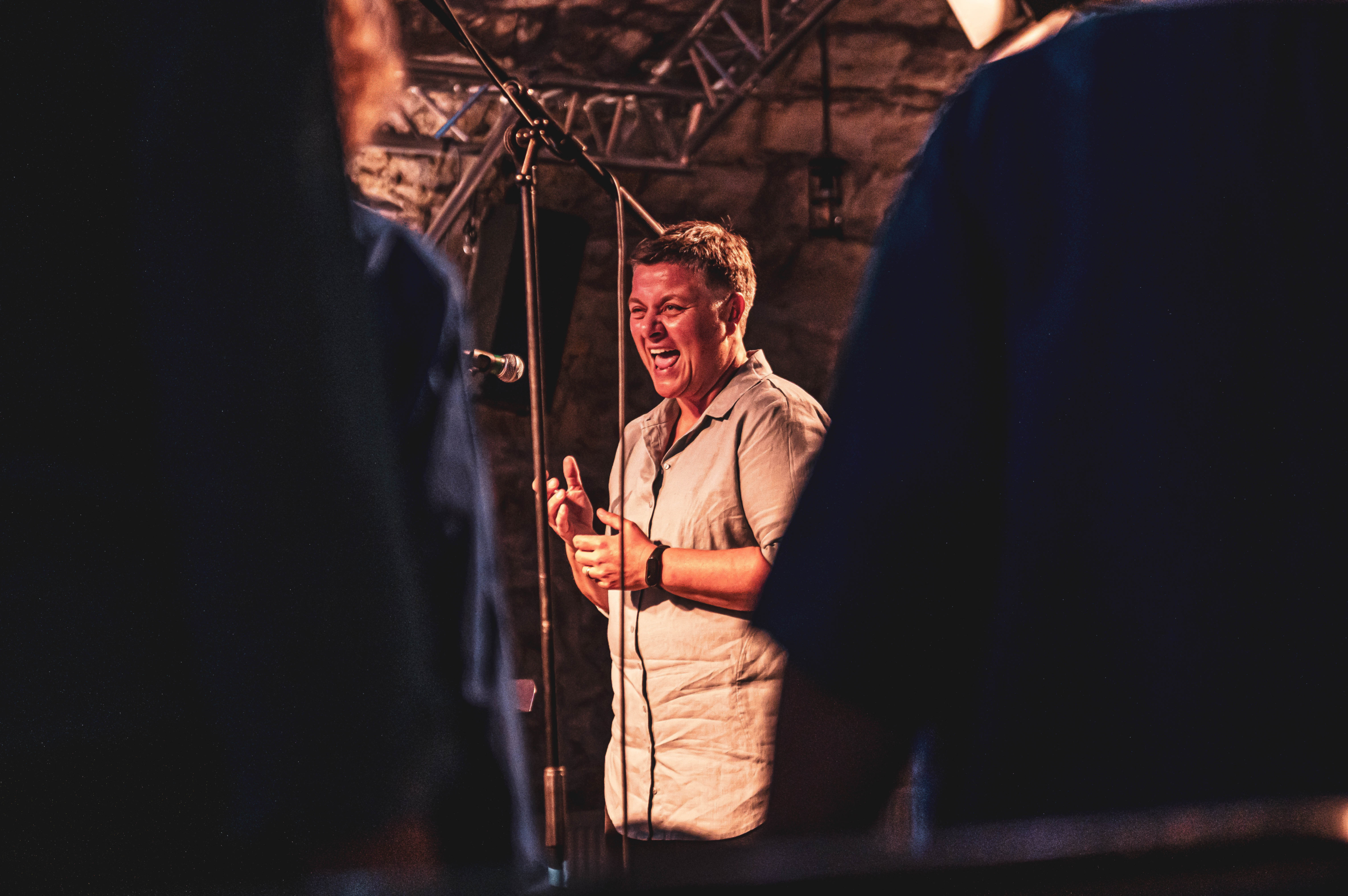 Nahaufnahme Sängerin/Sänger