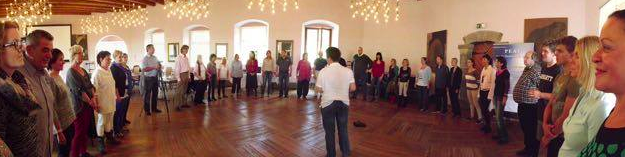 Circle Singing bei einem Achtsamkeitskongress